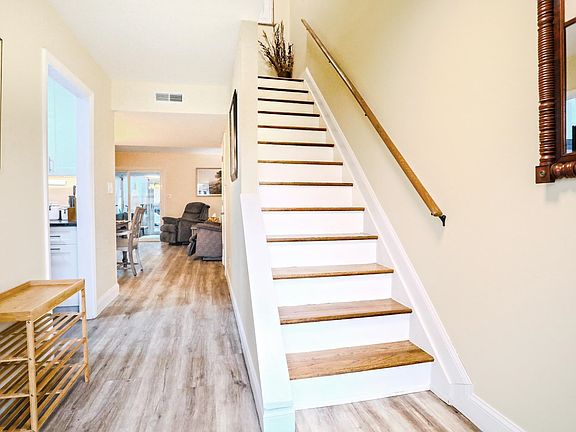 2nd image of 407 Old South Circle #407