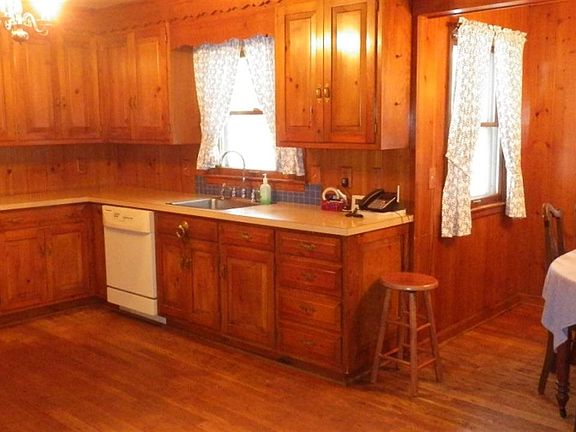 5th image of 3323 13th Avenue Ct