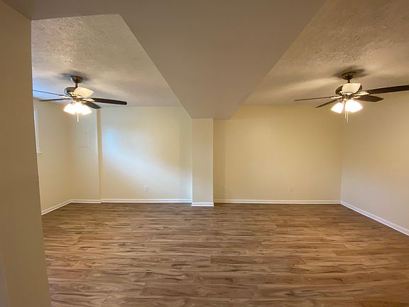 4th image of 209 Dorcee Ln