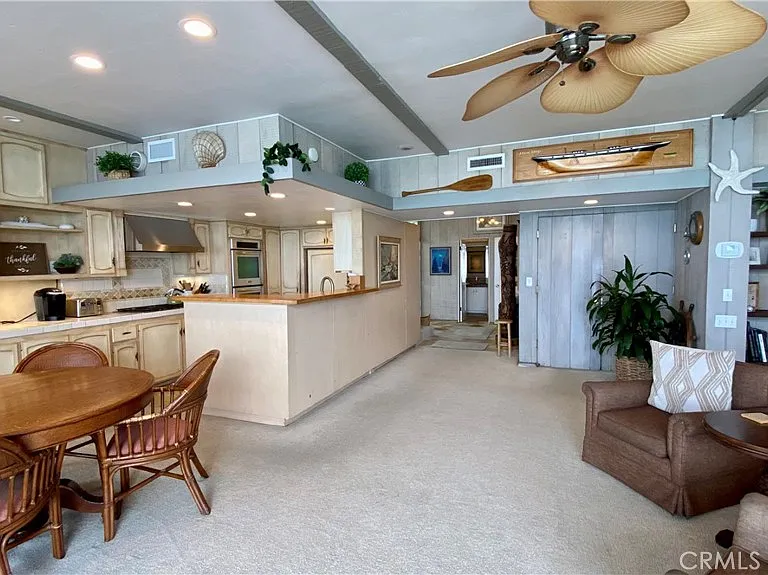 35721 Beach Rd — Photo 6