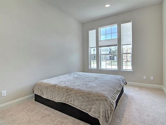 5th image of 6346 Francis Ln