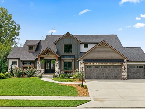 16467 Quarry Blvd, Huntertown, IN 46748