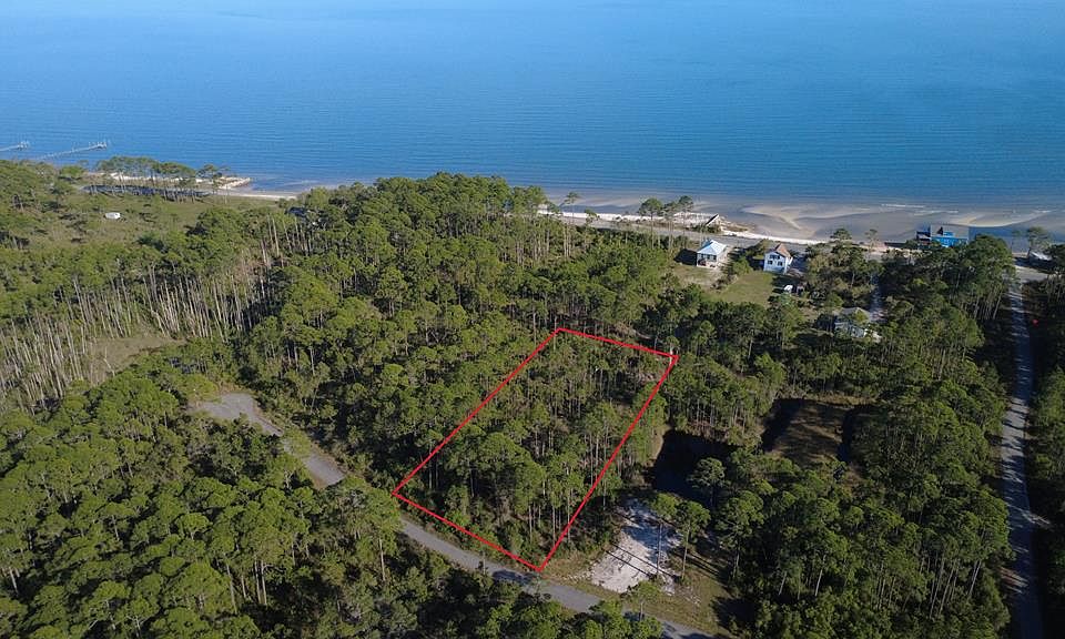 1st image of 147 Bay Magnolia Ln