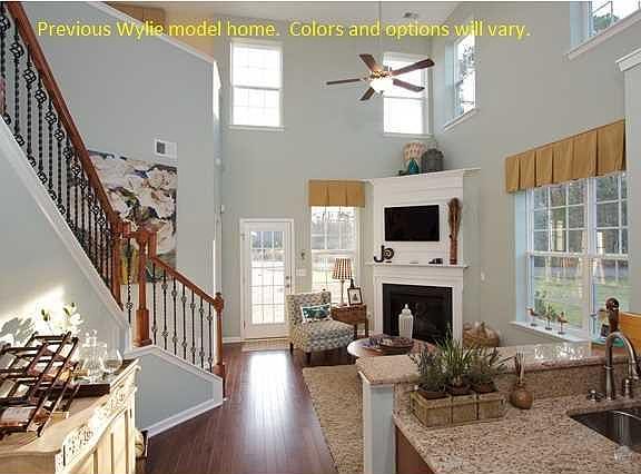 3rd image of 3369 Eastman Dr