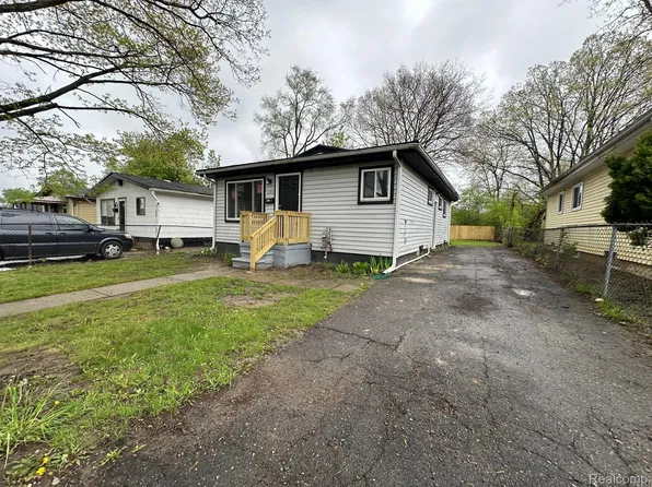 285 Luther Ave, Pontiac, MI 48341