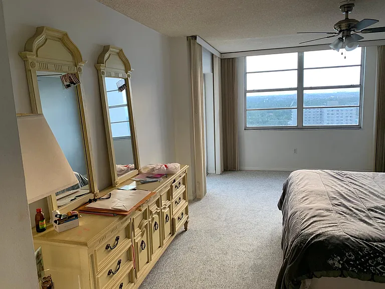 2801 NE 183rd St #2107W — Photo 19