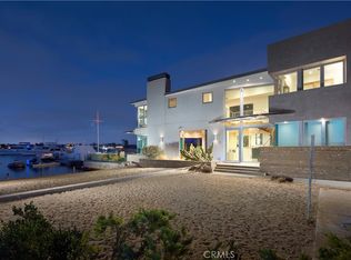 1042 W Bay Ave, Newport Beach, CA 92661