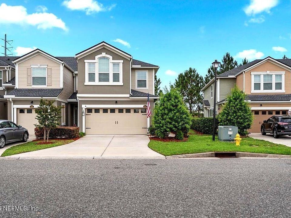 1st image of 802 GROVER Lane