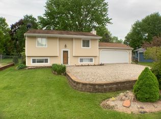 1356 E Grand River Rd, Williamston, MI 48895