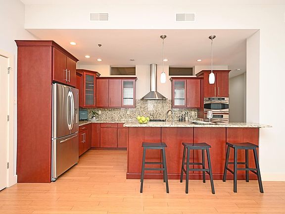 4th image of 15 W 4th St Unit 509
