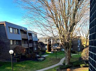 3198 Old Post Dr APT 7, Baltimore, MD 21208