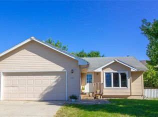 425 Patterson Dr, Carlisle, IA 50047