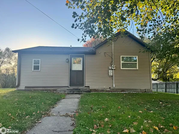 116 N Temple St, Osceola, IA 50213
