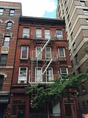 Rented by Keller Williams NYC | media 19