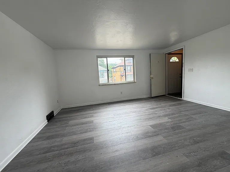 77 N Starr Ave #1 — Photo 6