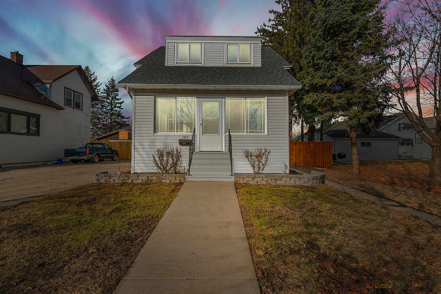 183 E McWilliams St photo 1