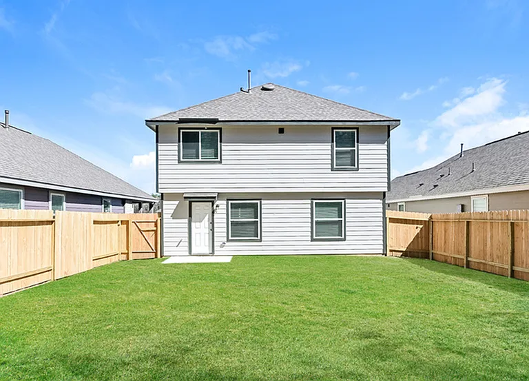 2736 Atlas Dr — Photo 5