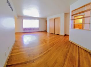 4203 N 91st St APT 2, Milwaukee, WI 53222