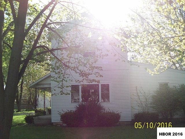 1st image of 217 S 2nd St