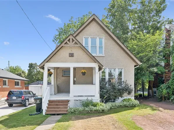 99 Cedar St, Cambridge, ON N1S 1V7