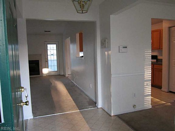 2nd image of 546 Barlow Dr