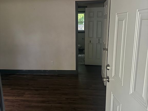 4th image of 377 Turkey Creek Rd