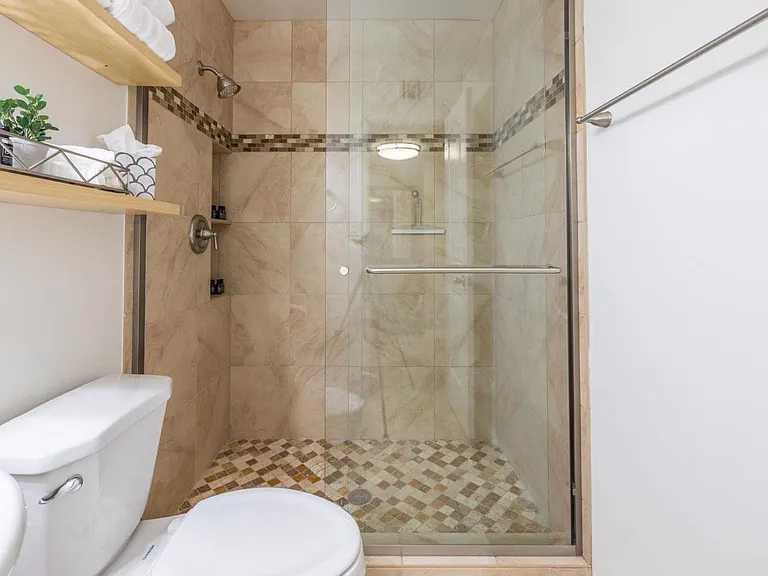 8315 E Orange Blossom Ln — Photo 18