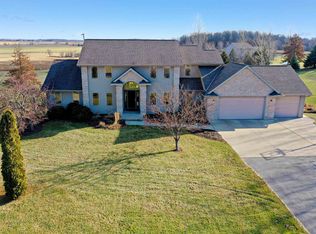 2122 Fawn Ct, Greenleaf, WI 54126