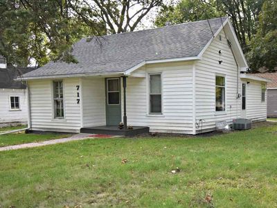 717 4th Ave NE, Independence, IA, 50644