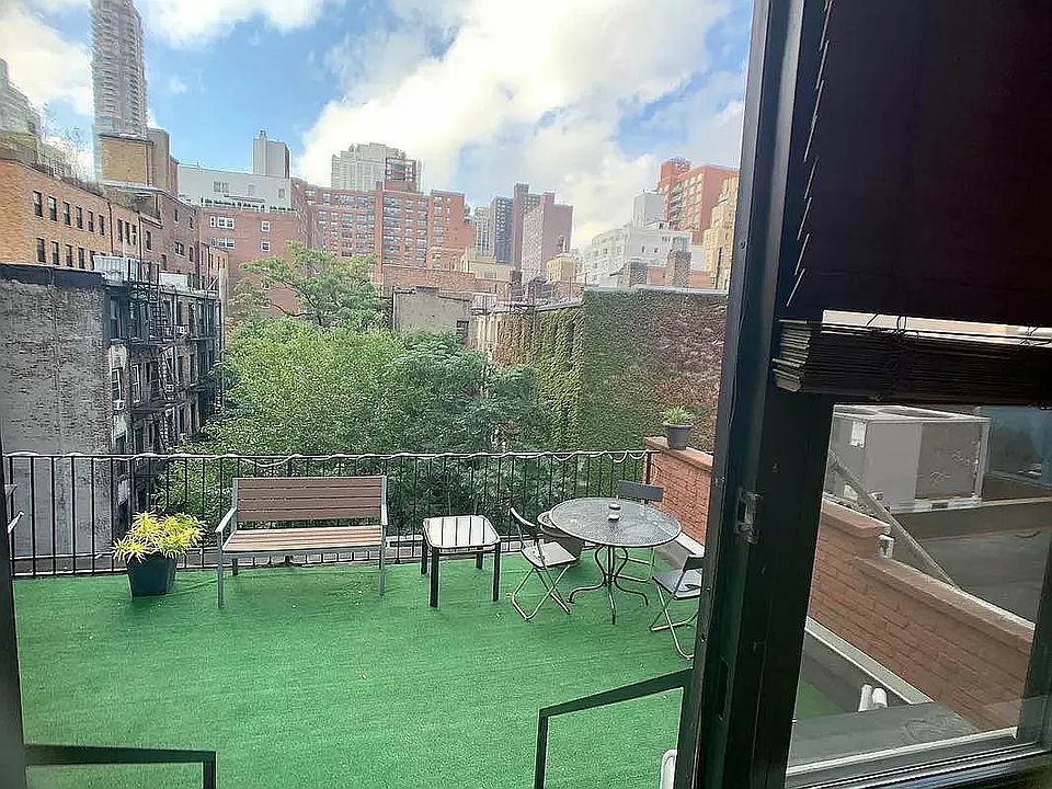 1st image of 1315 1st Ave APT 5B