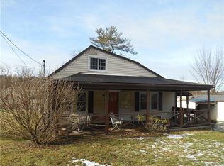 333 Pine Hollow Rd, Trafford, PA 15085