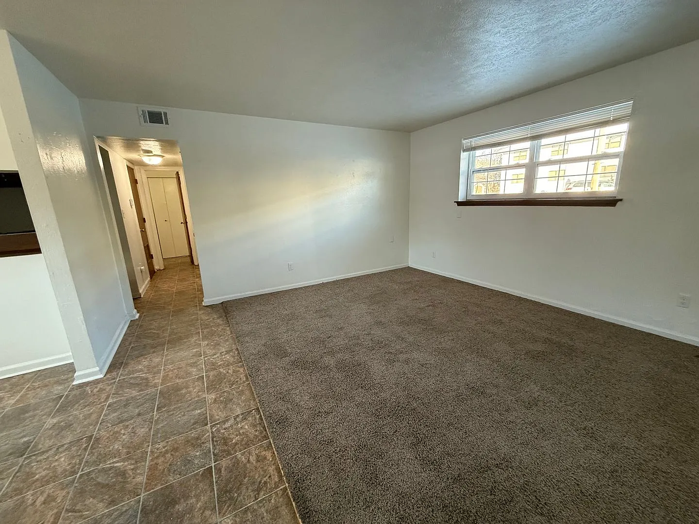 Southern Garden Apartments — Photo 2