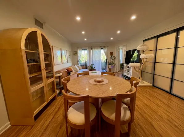 5009 Woodman Ave APT 308, Sherman Oaks, CA 91423