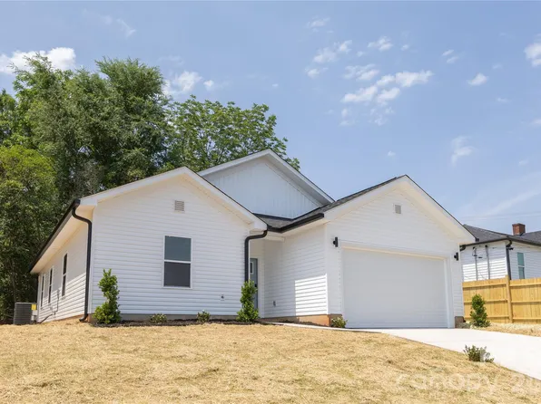 221 Anne St NW, Concord, NC 28025