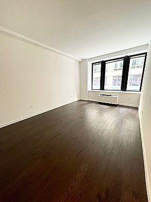 5th image of 100 Maiden Ln APT 2402