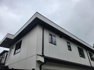 6765 Kitchener St #4, Burnaby, BC V5B2J8