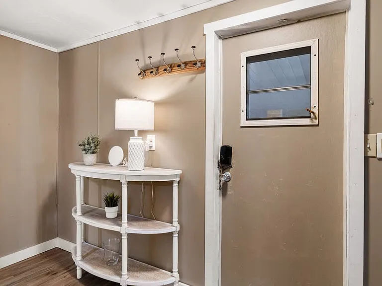 10034 Hamp Dr — Photo 6
