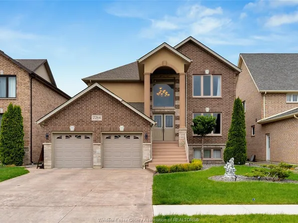 2264 Dandurand Ave, Windsor, ON N9E 4Z7