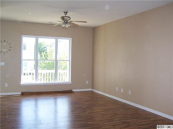2nd image of 120 Morehouse Ave