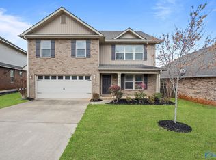 318 Beaver Ridge Trl SW, Huntsville, AL 35824
