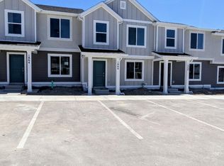 1866 N Ten Hens Ave, Tooele, UT 84074