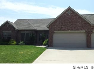 2 Branch Ct, Trenton, IL 62293