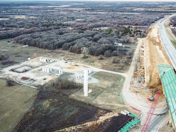 11453 Wolf Hollow Rd, Marietta, OK 73448