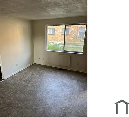 1430 N James H McGee Blvd #8 — Photo 3
