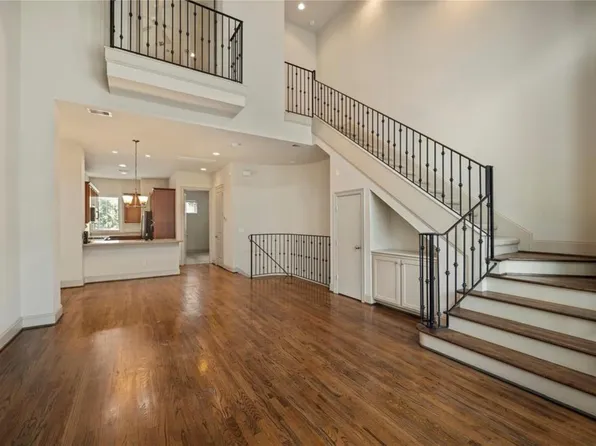 2816 Leeland St, Houston, TX 77003