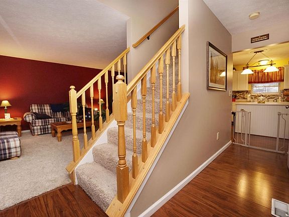 3rd image of 1581 Haworth Ct