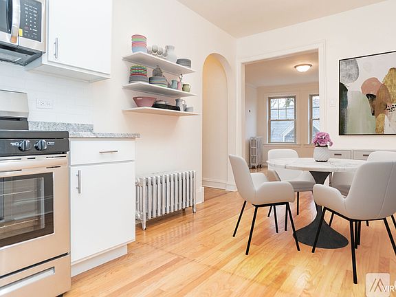 3rd image of 6636 N Glenwood Ave #1