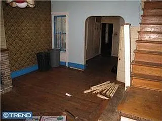 4332 Wallace St photo 1