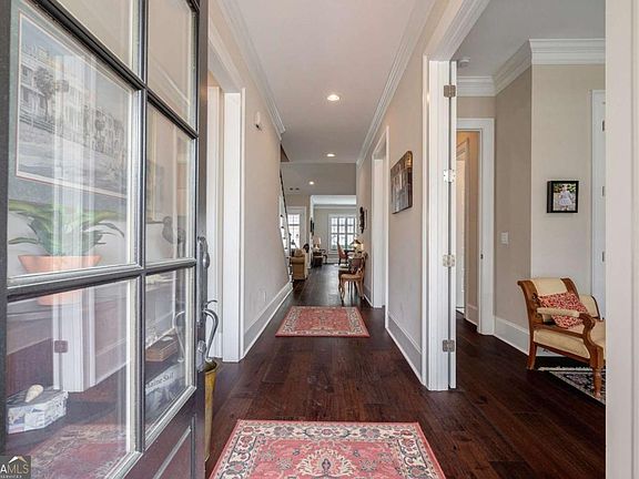 3rd image of 4082 Greenleffe Dr