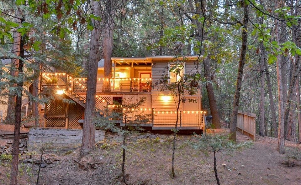 1st image of 22831 Highland Dr